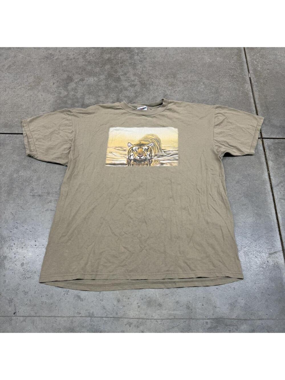 vintage tiger beige nature animal art shirt size xl HAS STAIN
